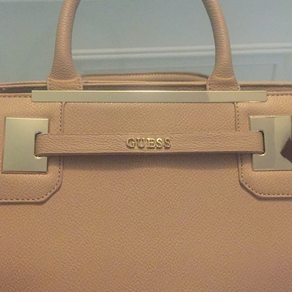 GUESS Handbag - Picture 2 of 8